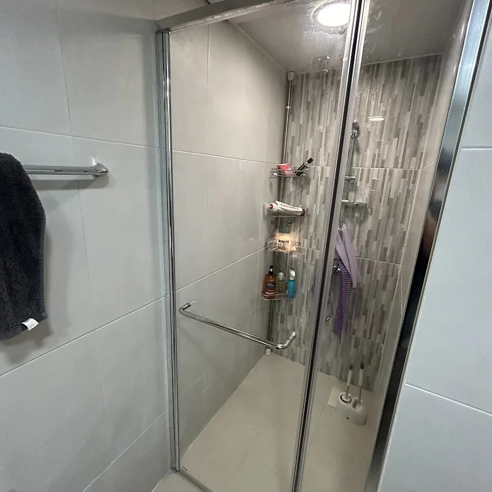 깔끔한 샤워부스 시공 사례